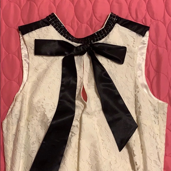 Bebe - Rhinestone Bow - Picture 4 of 4